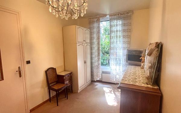 Appartement à vendre    2 pièces • 28,16 m2 Pantin
