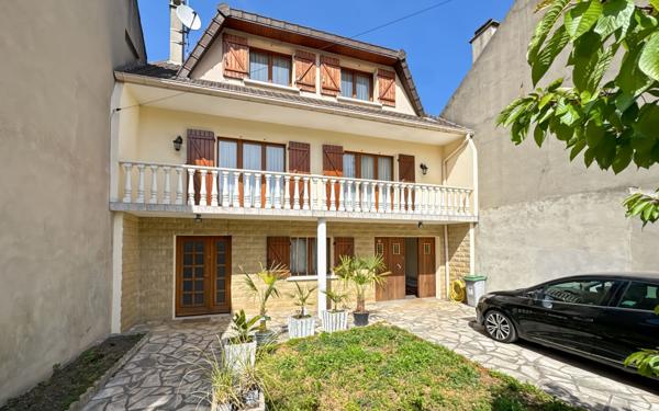 Maison à vendre    6 pièces •  Bondy