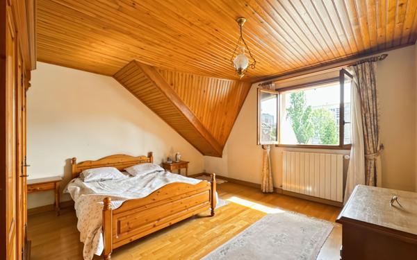 Maison à vendre    6 pièces •  Bondy