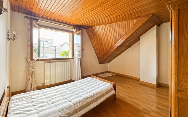 Maison à vendre    6 pièces •  Bondy