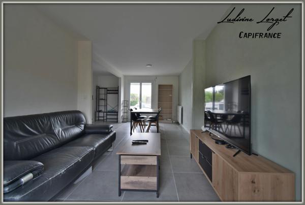 Maison traditionnelle à vendre sans travaux à NEUILLY-SAINT-FRONT(02) quartier calme - 4 pièces- 93 m² habitables - garage – Proche des écoles - Terrain 449m2. DPE C.