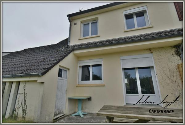 Maison traditionnelle à vendre sans travaux à NEUILLY-SAINT-FRONT(02) quartier calme - 4 pièces- 93 m² habitables - garage – Proche des écoles - Terrain 449m2. DPE C.