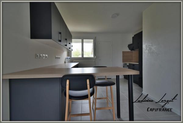 Maison traditionnelle à vendre sans travaux à NEUILLY-SAINT-FRONT(02) quartier calme - 4 pièces- 93 m² habitables - garage – Proche des écoles - Terrain 449m2. DPE C.