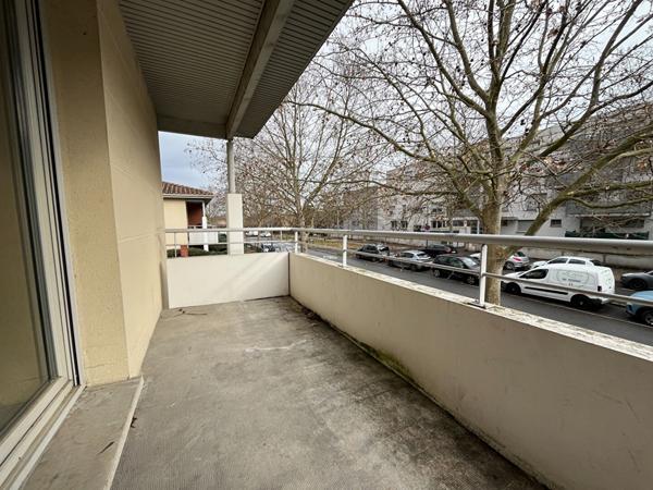Superbe T3 de 66 m² avec balcon, parking.