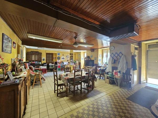 Maison à vendre |  Mehun-sur-Yèvre |  8 pièces | 207 m²