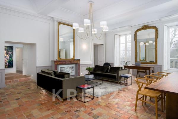 Appartement dans Château historique - Curis Au Mont D'or