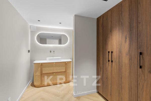 Pointe Croisette – Élégant duplex 4 pièces rénové