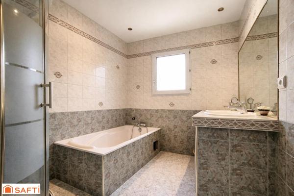 Belle maison d'architecte proche de toutes les commodités