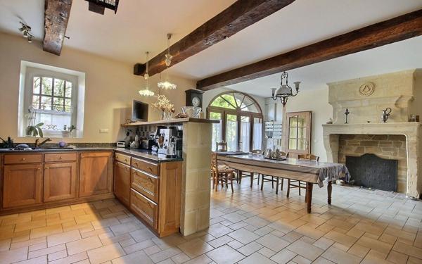 Maison à vendre    7 pièces •  Orthez