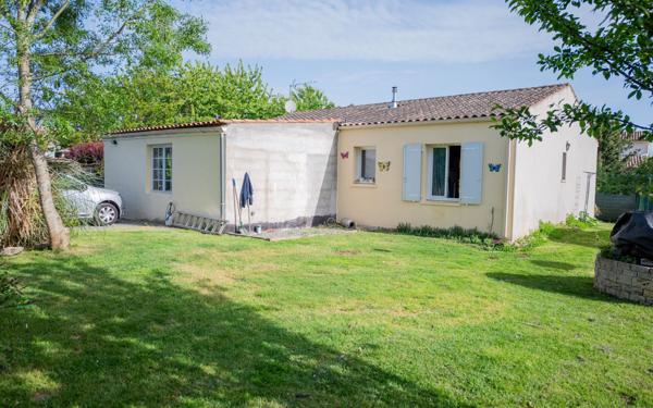 Maison à vendre    4 pièces •  Tonnay-Charente