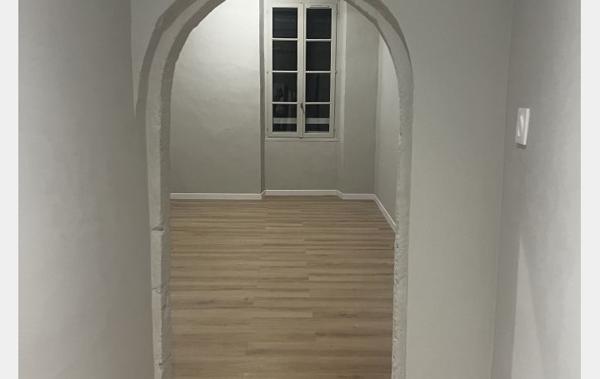 Vente Appartement P2 1 er étage rénové(e) Saint-gilles   