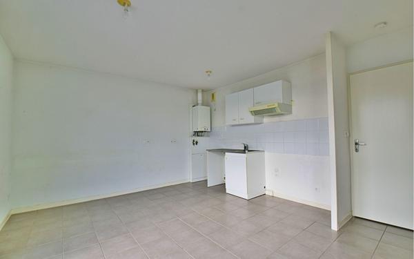 Appartement à louer    2 pièces • 37,43 m2 Bègles