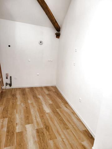 Beaurepaire (38270) HYPER CENTRE BEAUREPAIRE T2 60M2 AVEC MEZZANINE