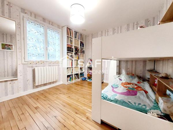 Maison d'habitation et locatif sur terrain de 2.5 ha avec étang