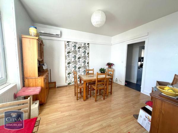 Appartement à louer 4 pièces 79.78m²