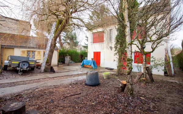 Maison à vendre    5 pièces •  Marines