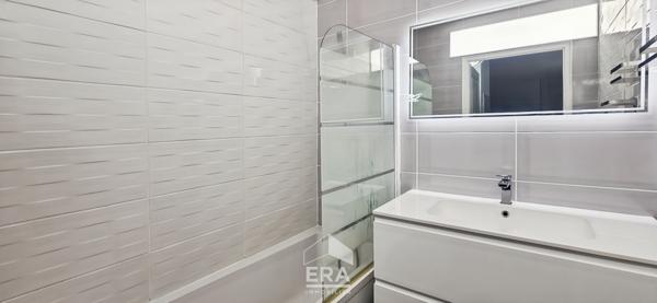 PAREMPUYRE 33290 - Appartement T2 de 42m² avec jardin et parking - piscine