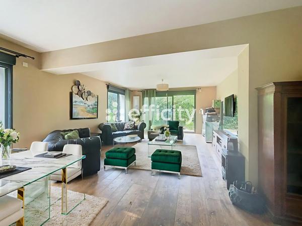 Maison 7 pièces - 193 m²