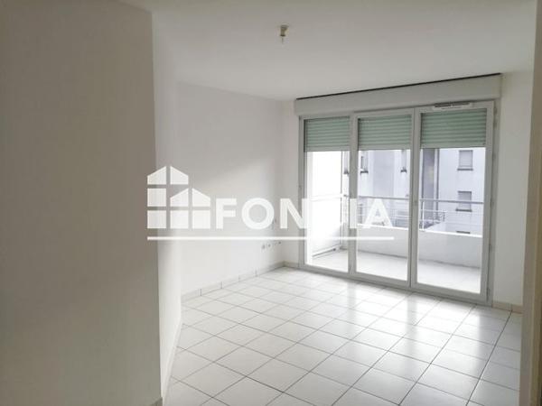 Location Appartement 2 pièces 42.04 m² - RES. LE CLOS DE DIANE 153 AVENUE JEAN JAURES APPT 79 Agen 47000