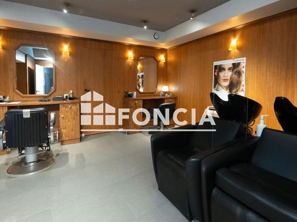 À vendre Local commercial 79.78 m² - Tournon-sur-rhône 07300