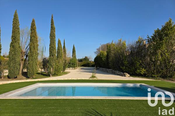 Maison à vendre 16 pièces 365 m² Saint-Rémy-de-Provence