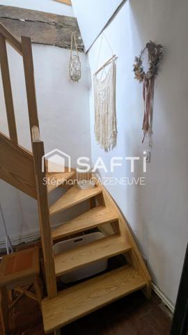 Cachet, douceur 3 belles chambres et cour intime