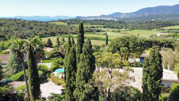 Maison à vendre  6 pièces - 183 m2 LA CROIX VALMER - 83