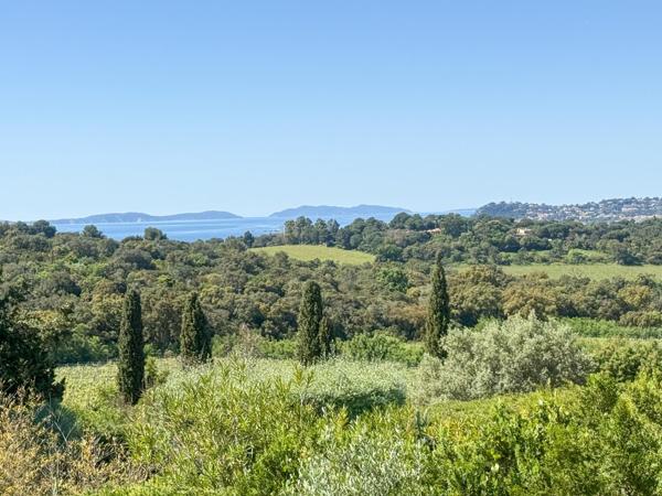 Maison à vendre  6 pièces - 183 m2 LA CROIX VALMER - 83