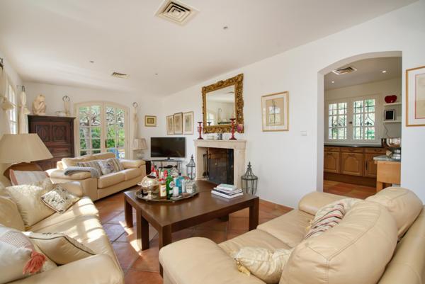 Maison à vendre  6 pièces - 183 m2 LA CROIX VALMER - 83