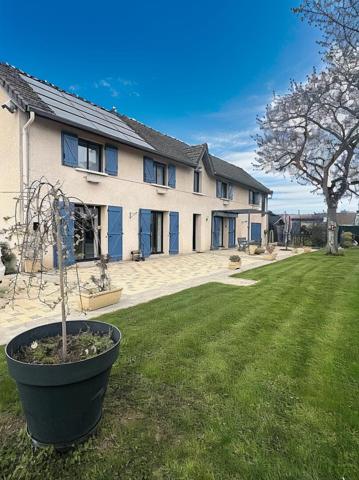 BERRY AU BAC : Maison familiale 4 chambres, dépendances, jardin - accès rapide REIMS et Autoroute A26