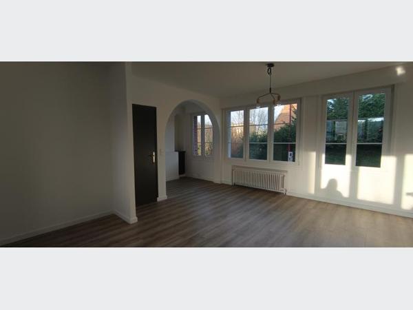 Immeuble à Vendre à MARCQ EN BAROEUL 399000 €