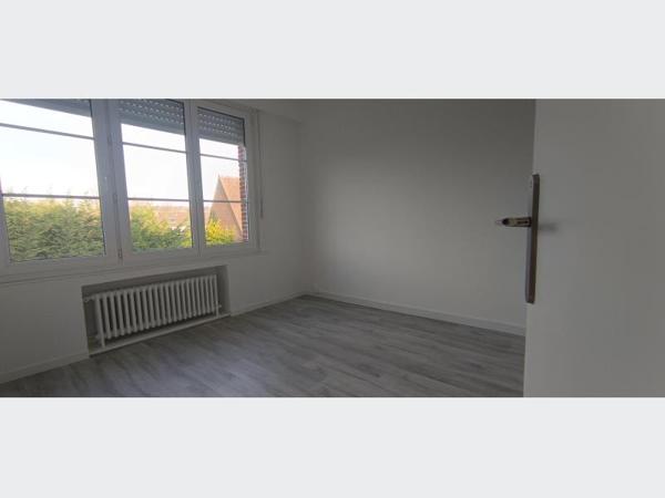 Immeuble à Vendre à MARCQ EN BAROEUL 399000 €