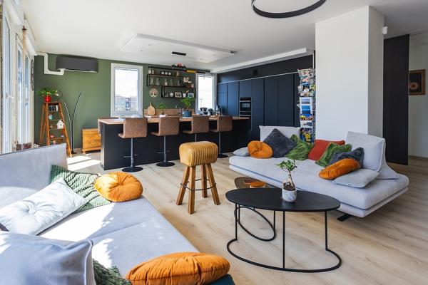 APPARTEMENT D’EXCEPTION AU DERNIER ÉTAGE 3 CHAMBRES TERRASSE A LILLE EUROPE