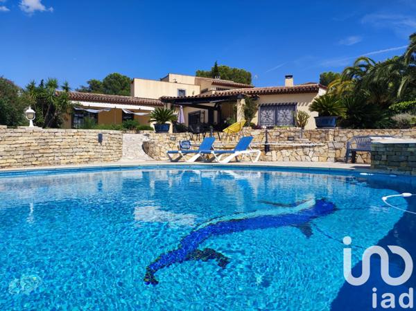 Maison à vendre 4 pièces 146 m² Saint-Raphaël