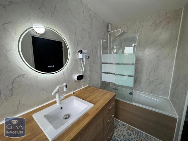 Appartement à louer 2 pièces 51.68m² Le Mans (72000)