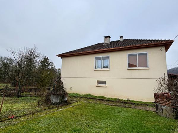 Maison F 4 avec 555 m2 de terrain au calme