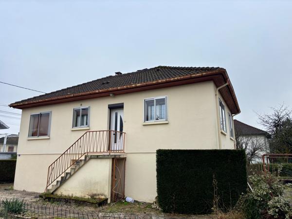Maison F 4 avec 555 m2 de terrain au calme