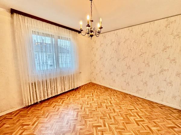 Maison F 4 avec 555 m2 de terrain au calme