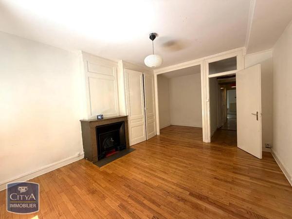 Appartement à louer 2 pièces 66.1m² Lyon 2e Arrondissement (69002)