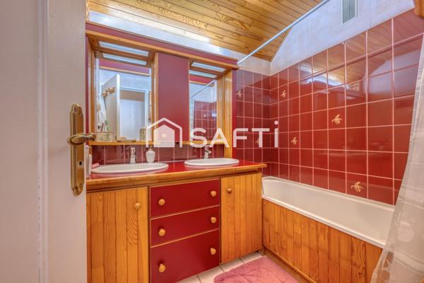 3 pièces au calme vue dégagée - 2 stationnements