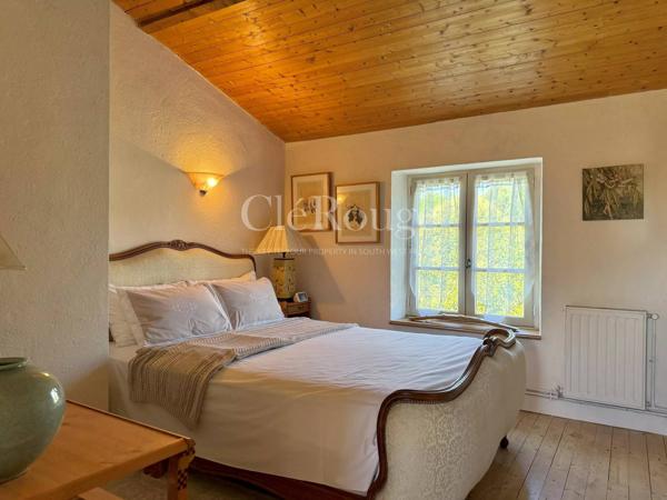 Proche d'Eymet - Vue imprenable pour cette maison de 4 chambres