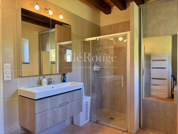 Proche d'Eymet - Vue imprenable pour cette maison de 4 chambres