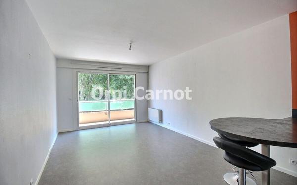 Appartement à louer    1 pièce •  Castres