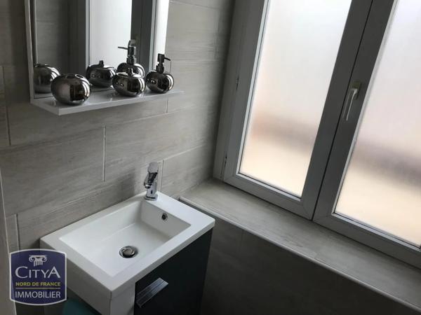 Appartement à louer 2 pièces 29m² Valenciennes (59300)