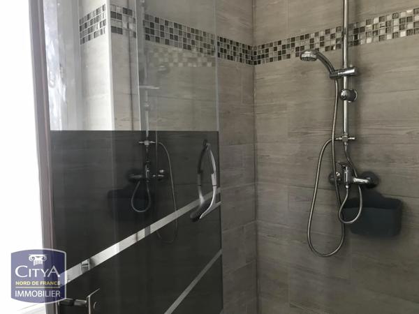 Appartement à louer 2 pièces 29m² Valenciennes (59300)