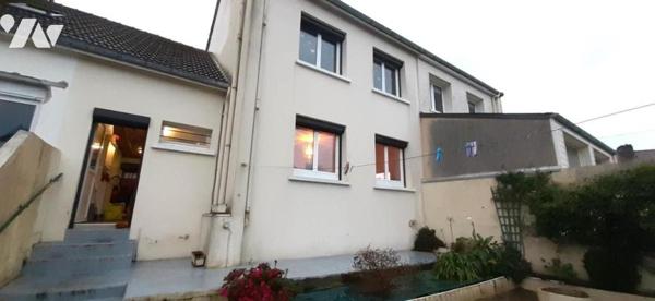 MAISON EQUEURDREVILLE 4 CHAMBRES + GARAGE + JARDIN