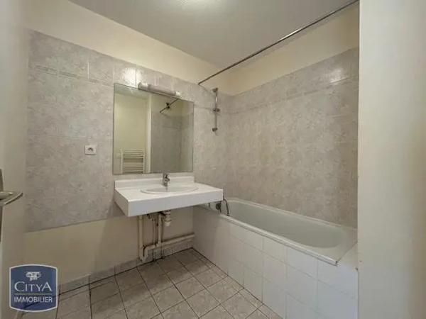 Appartement à louer 3 pièces 63.28m² Villeurbanne (69100)