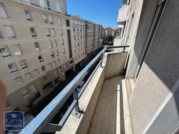 Appartement à louer 3 pièces 63.28m² Villeurbanne (69100)