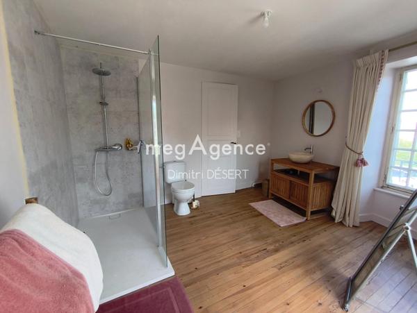 Maison à ATHIS-VAL DE ROUVRE, 61430 - 10 pièces 231m²