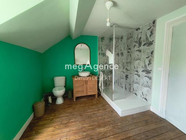 Maison à ATHIS-VAL DE ROUVRE, 61430 - 10 pièces 231m²